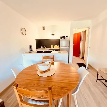 Ferienhaus Spacieux F2 Climatise Le Semaphore Saint-Raphaël